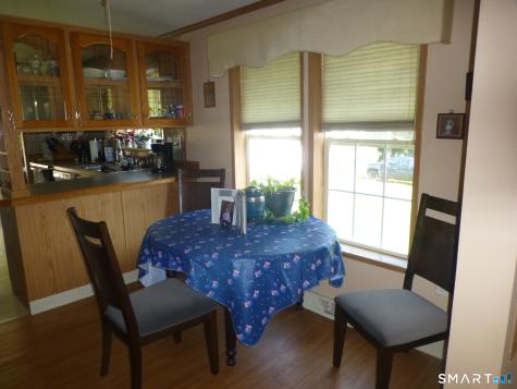 15 Golden Road Montville CT 06382