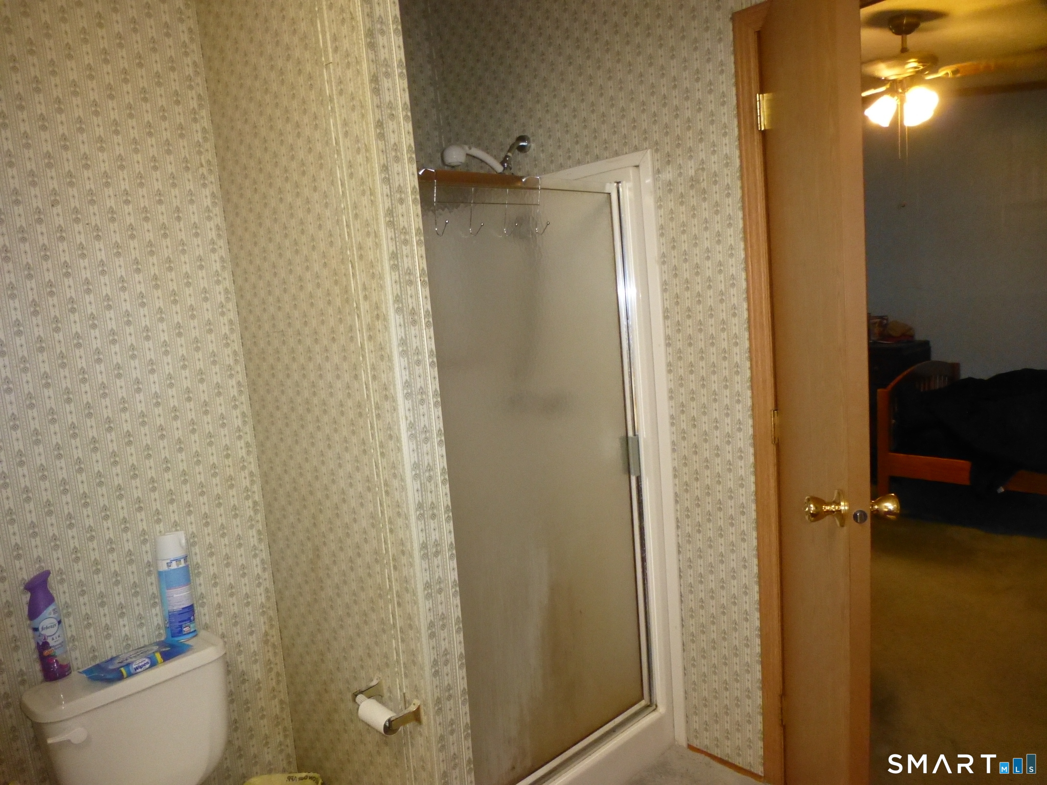 15 Golden Road Montville CT 06382