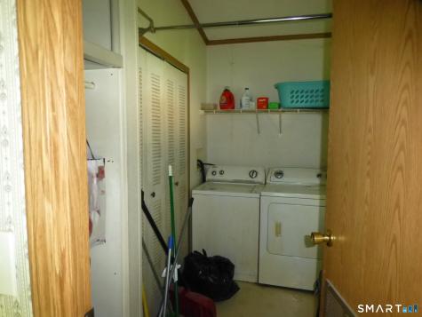 15 Golden Road Montville CT 06382