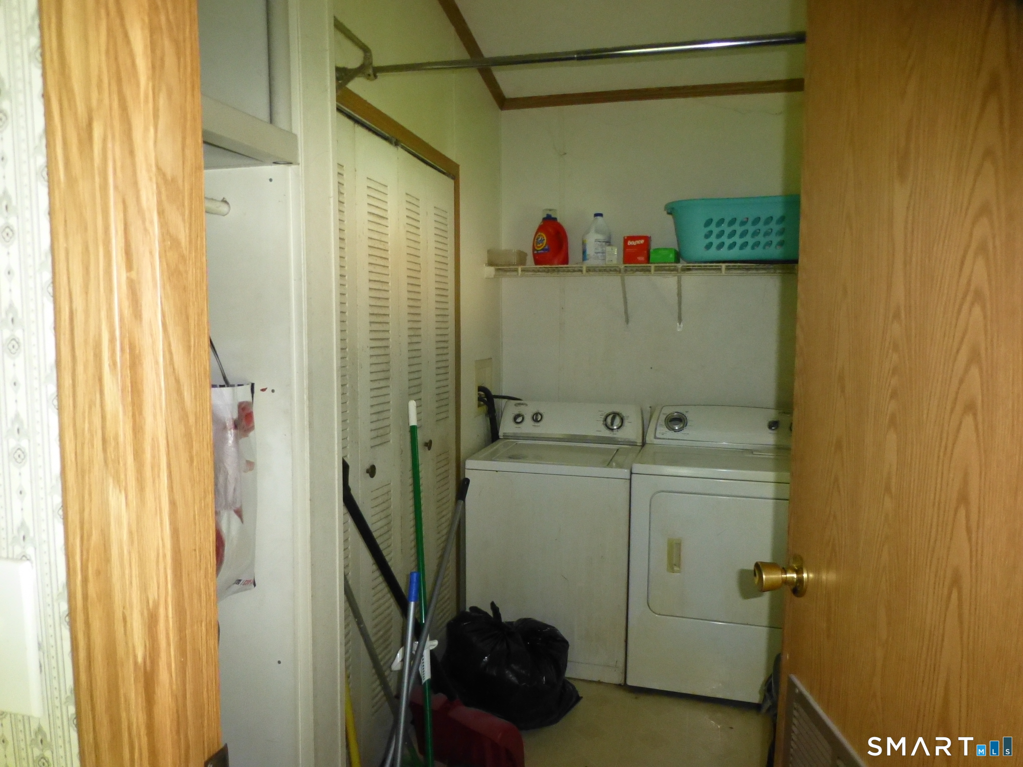 15 Golden Road Montville CT 06382