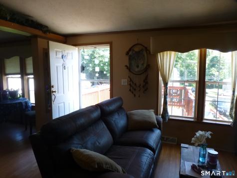 15 Golden Road Montville CT 06382
