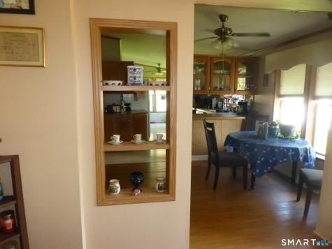 15 Golden Road Montville CT 06382