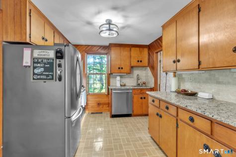 215 Walnut Street Putnam CT 06260
