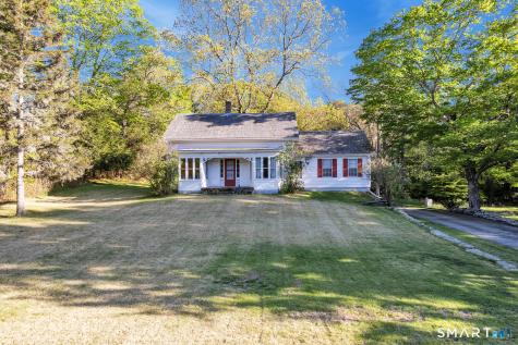 215 Walnut Street Putnam CT 06260