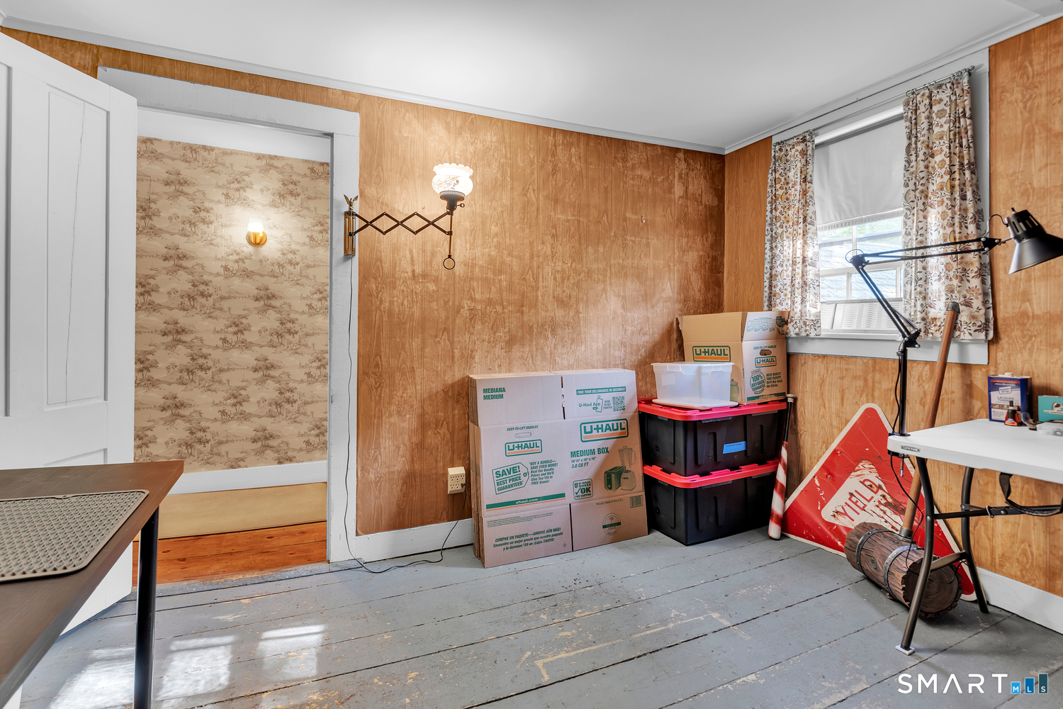 215 Walnut Street Putnam CT 06260