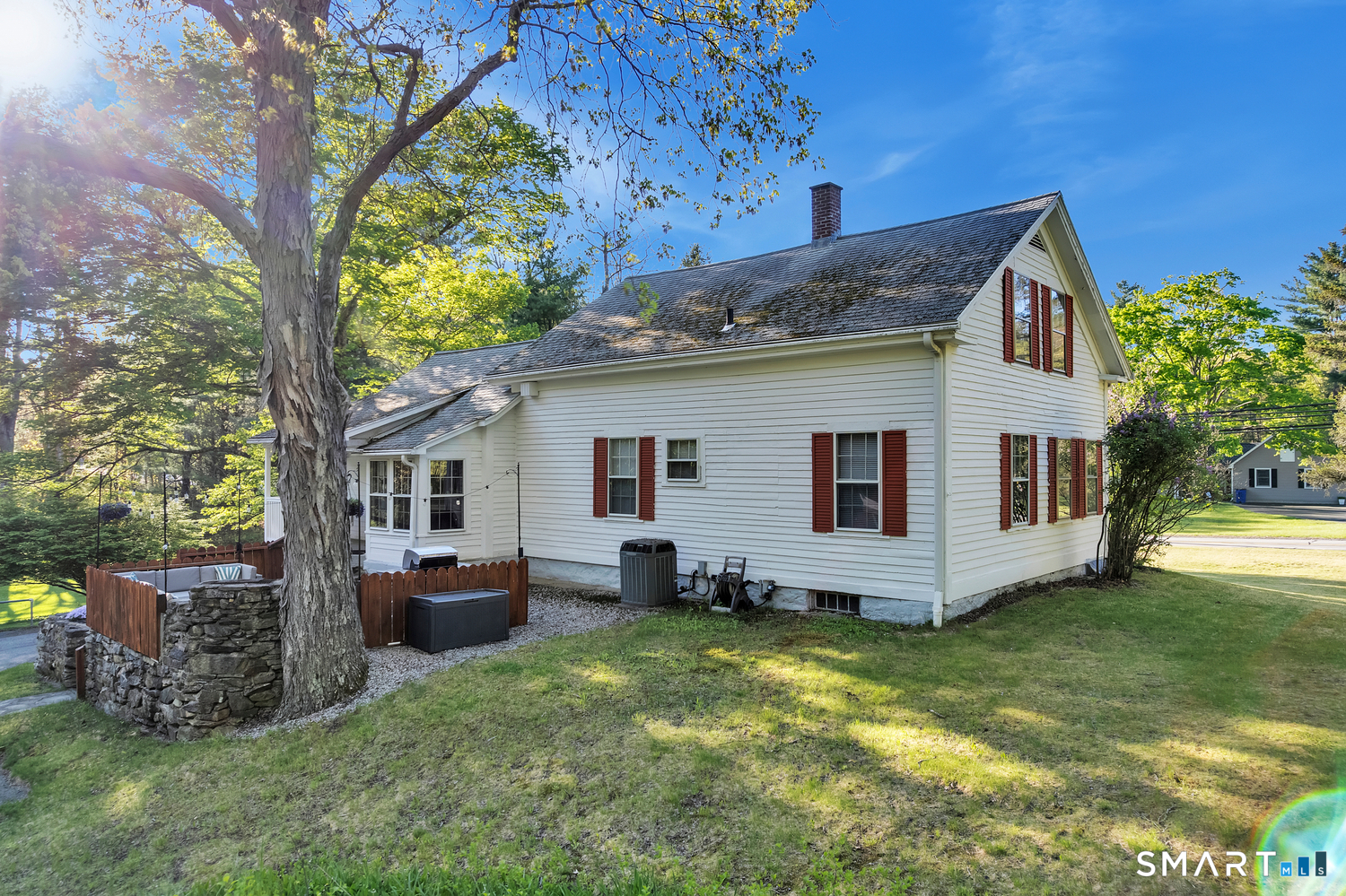 215 Walnut Street Putnam CT 06260