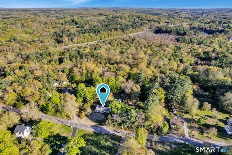 215 Walnut Street Putnam CT 06260