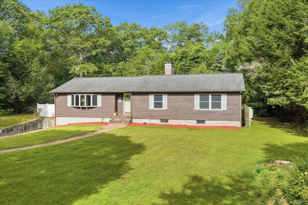 13 Rapids Trail Canterbury CT 06331
