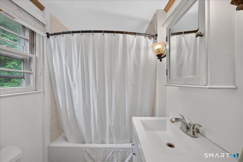 9 Brook Trail East Hampton CT 06424