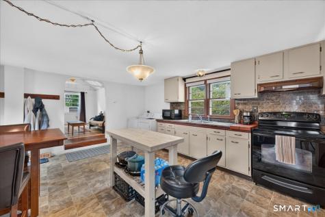 9 Brook Trail East Hampton CT 06424