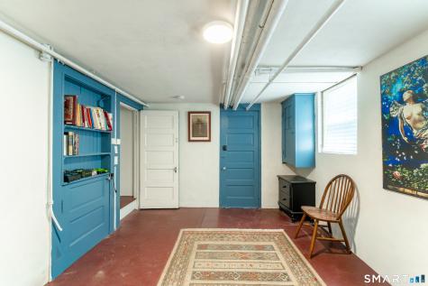 36 Briggs Street New London CT 06320