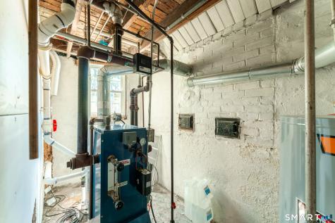 36 Briggs Street New London CT 06320