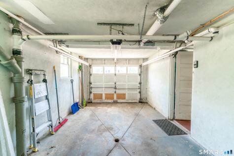 36 Briggs Street New London CT 06320