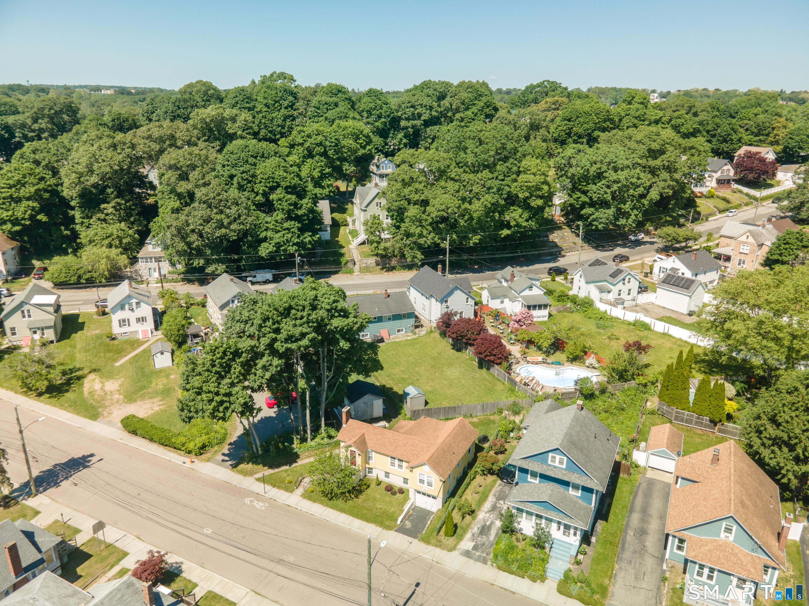 36 Briggs Street New London CT 06320