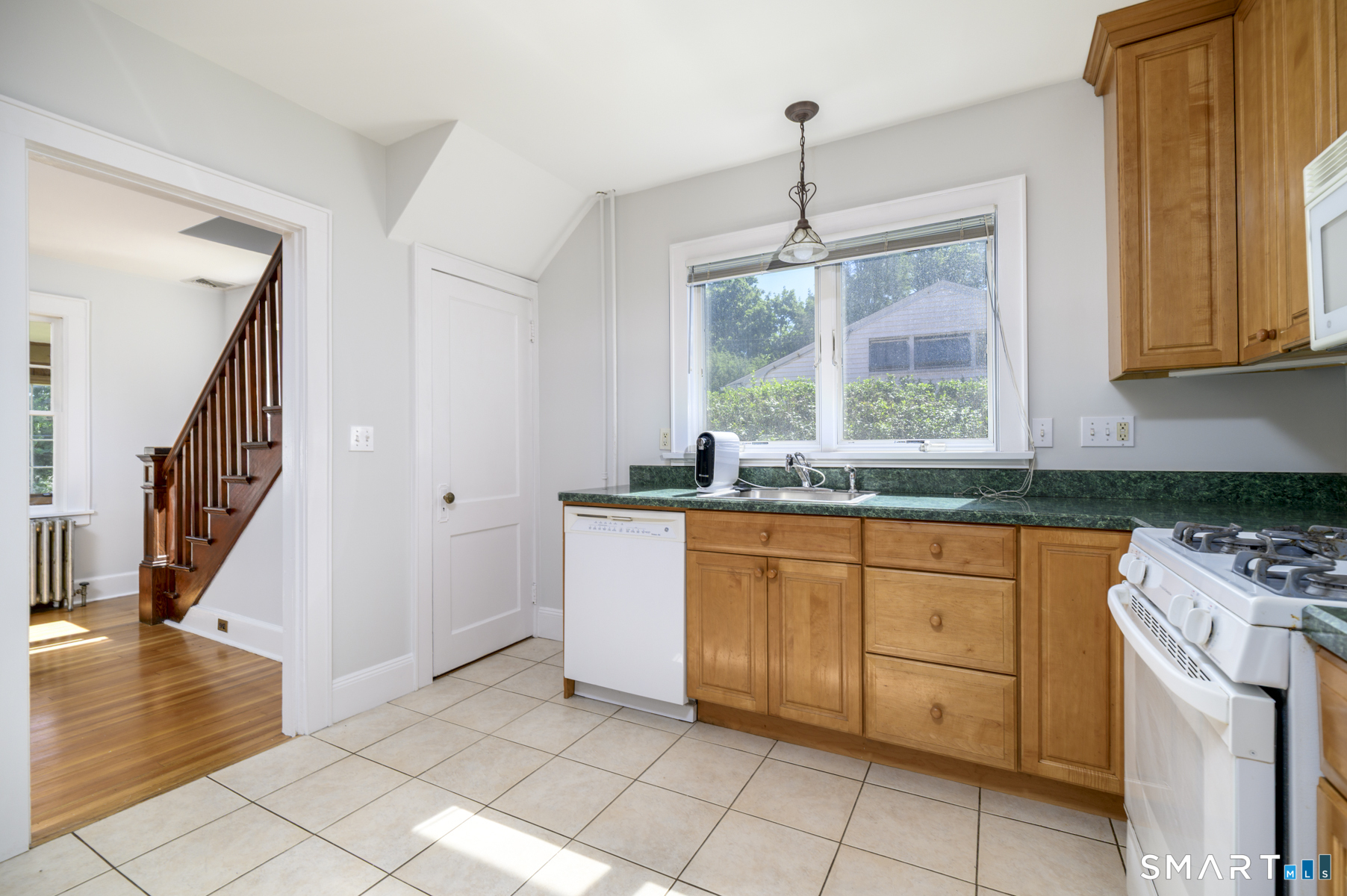 162 Toms Road Stamford CT 06906