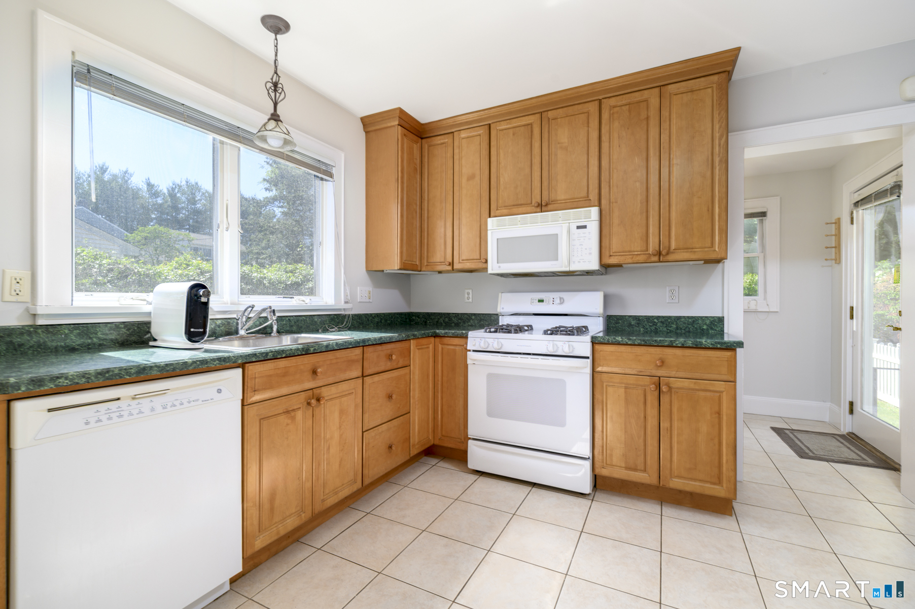 162 Toms Road Stamford CT 06906