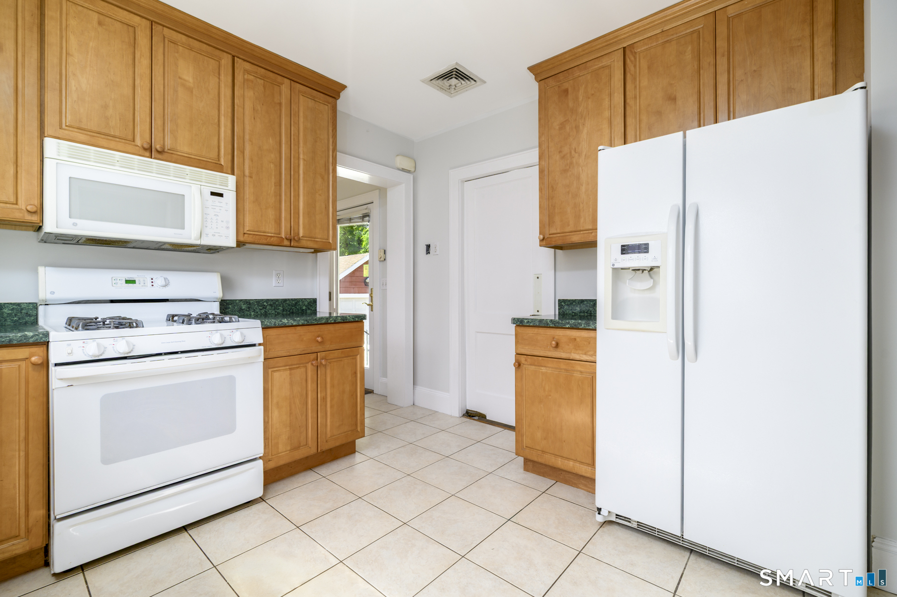 162 Toms Road Stamford CT 06906