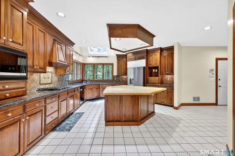 3 Eton Place Farmington CT 06032