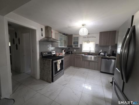 119 Salisbury Street Hartford CT 06112
