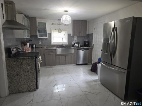 119 Salisbury Street Hartford CT 06112