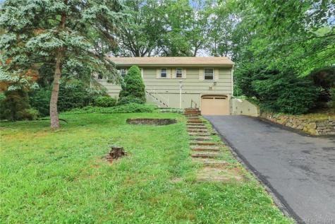 14 Ledgewood Drive Norwalk CT 06850