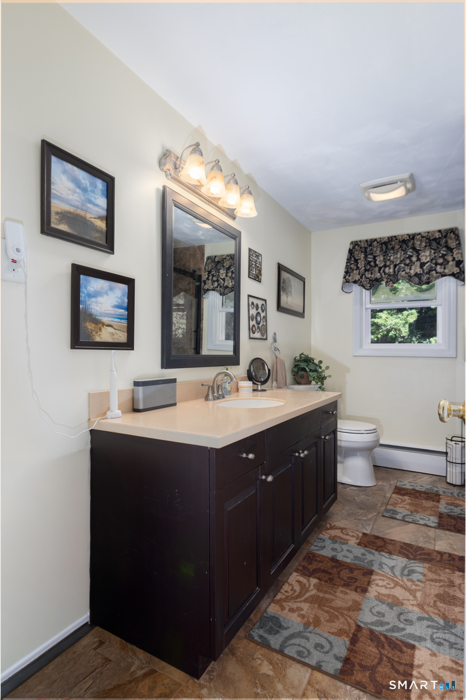93 Indian Trail Bristol CT 06010