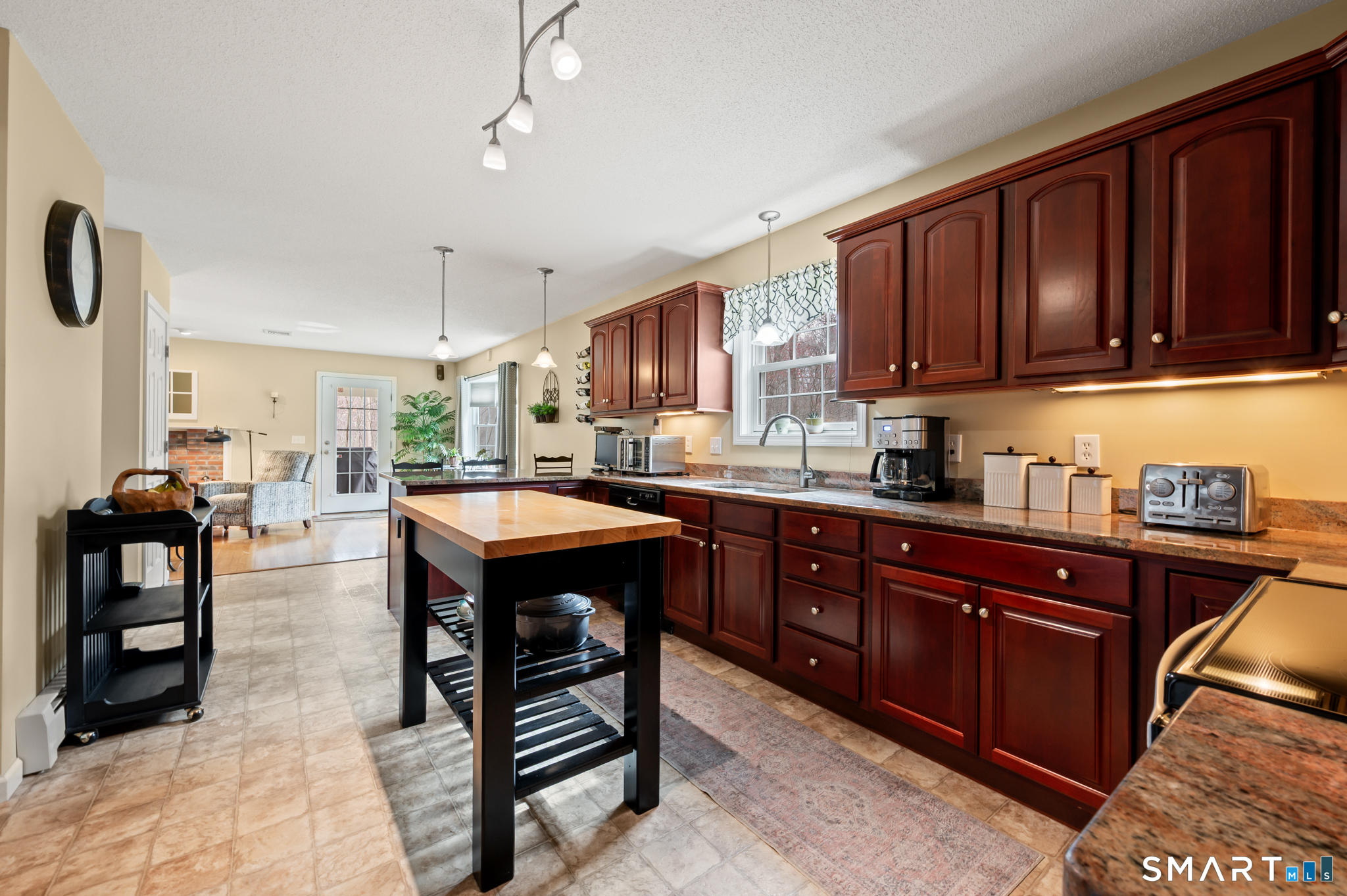 132 Skyview Drive Coventry CT 06238
