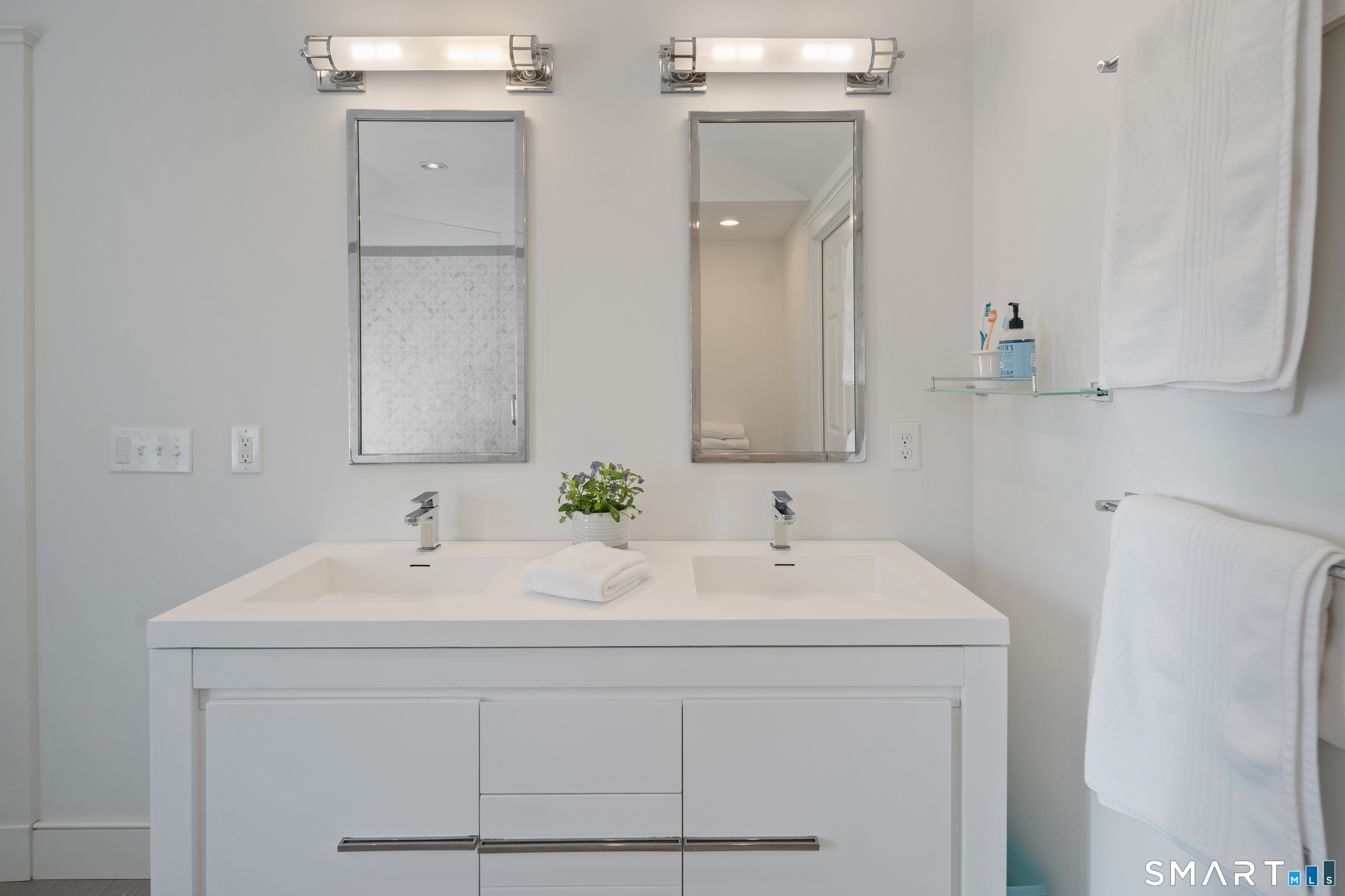6 Nylked Terrace Norwalk CT 06853