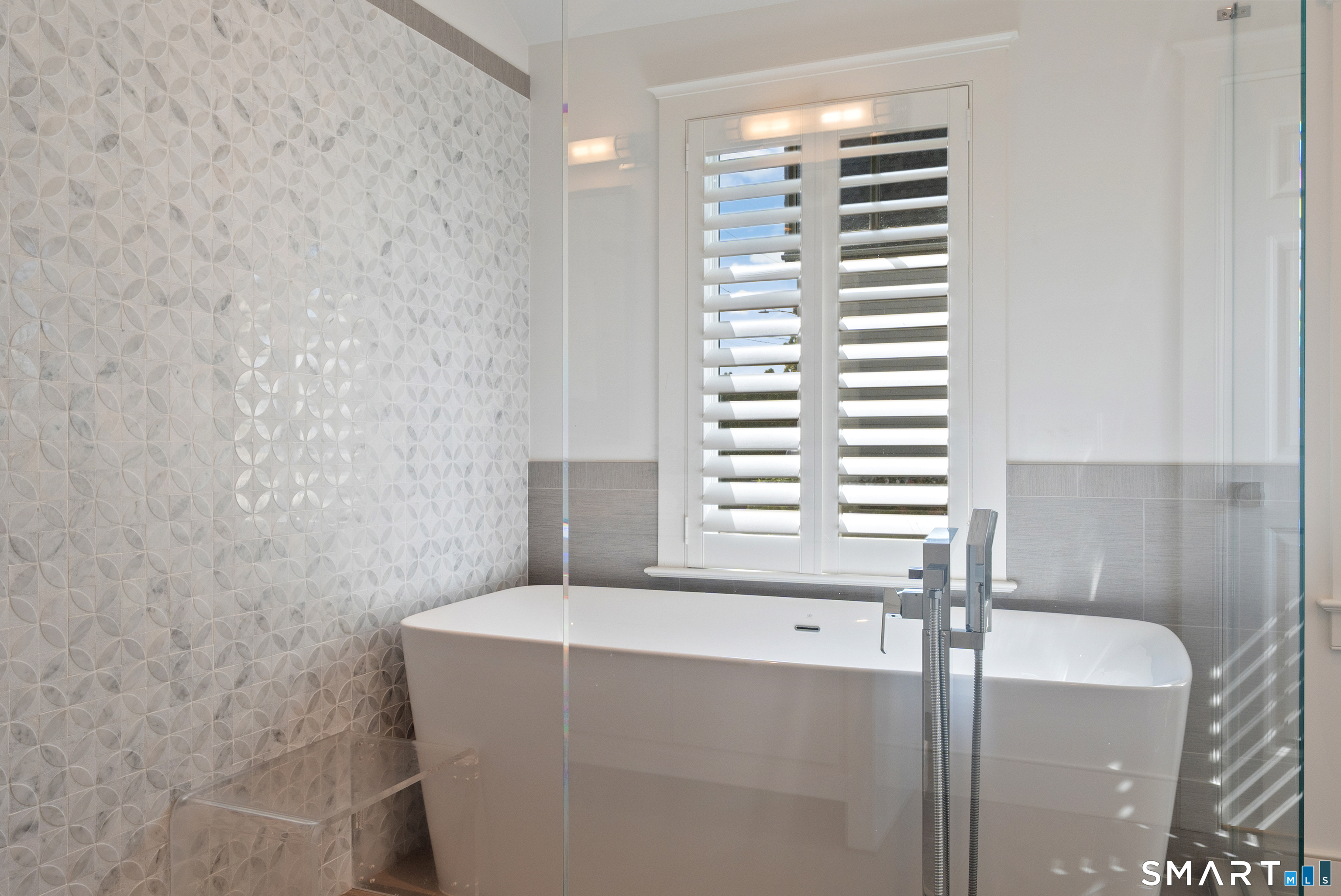 6 Nylked Terrace Norwalk CT 06853