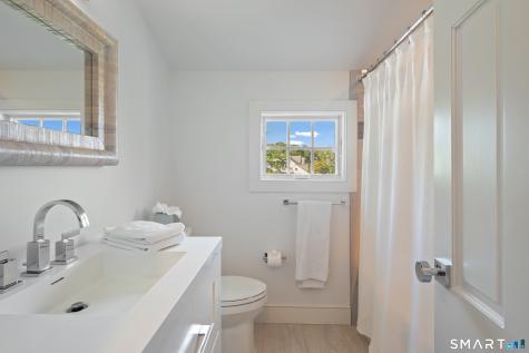 6 Nylked Terrace Norwalk CT 06853