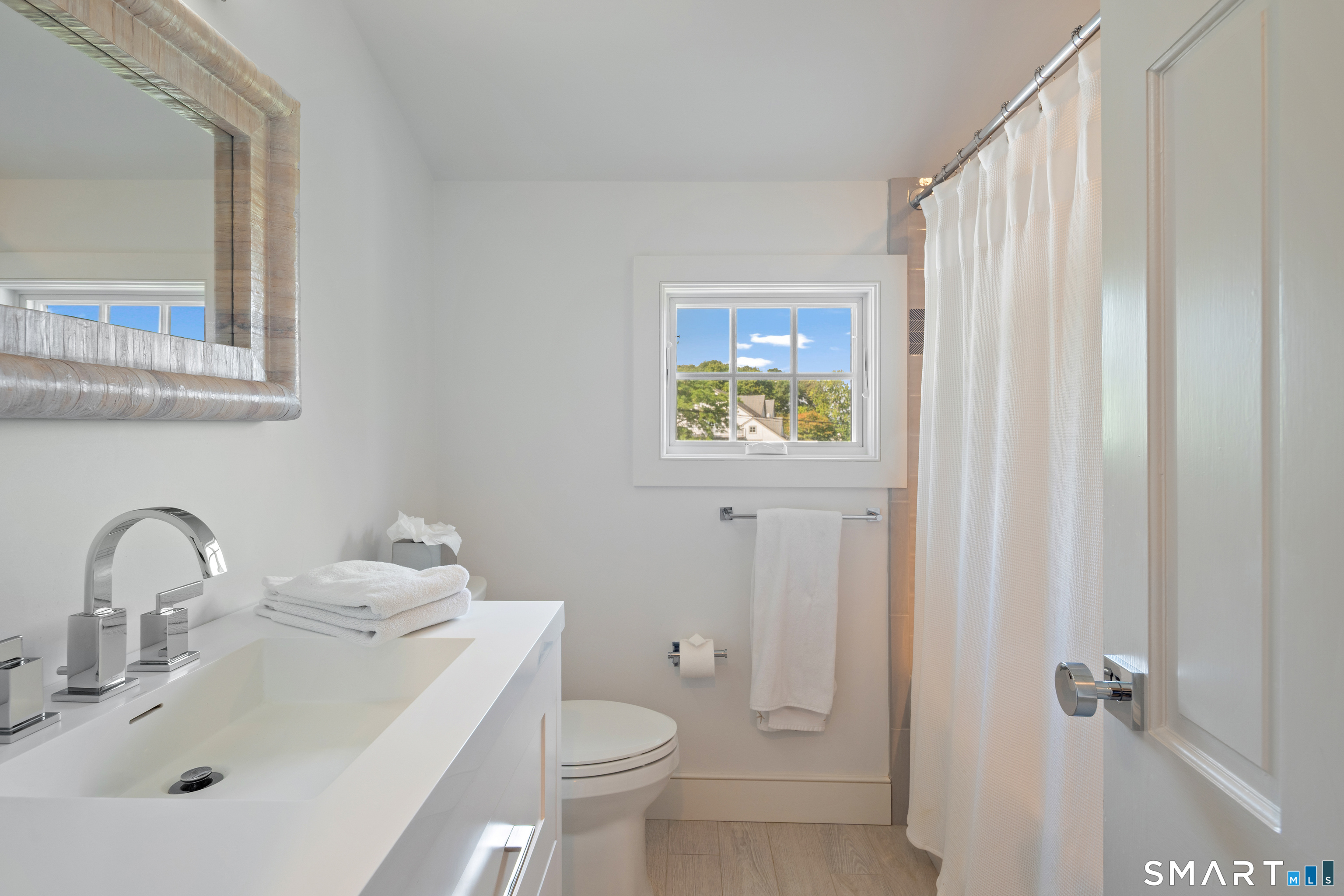 6 Nylked Terrace Norwalk CT 06853