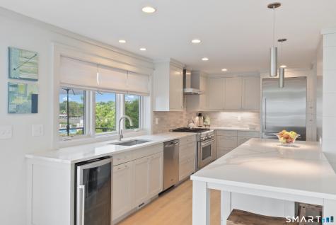 6 Nylked Terrace Norwalk CT 06853