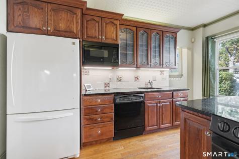 15 Beverly Road West Hartford CT 06119