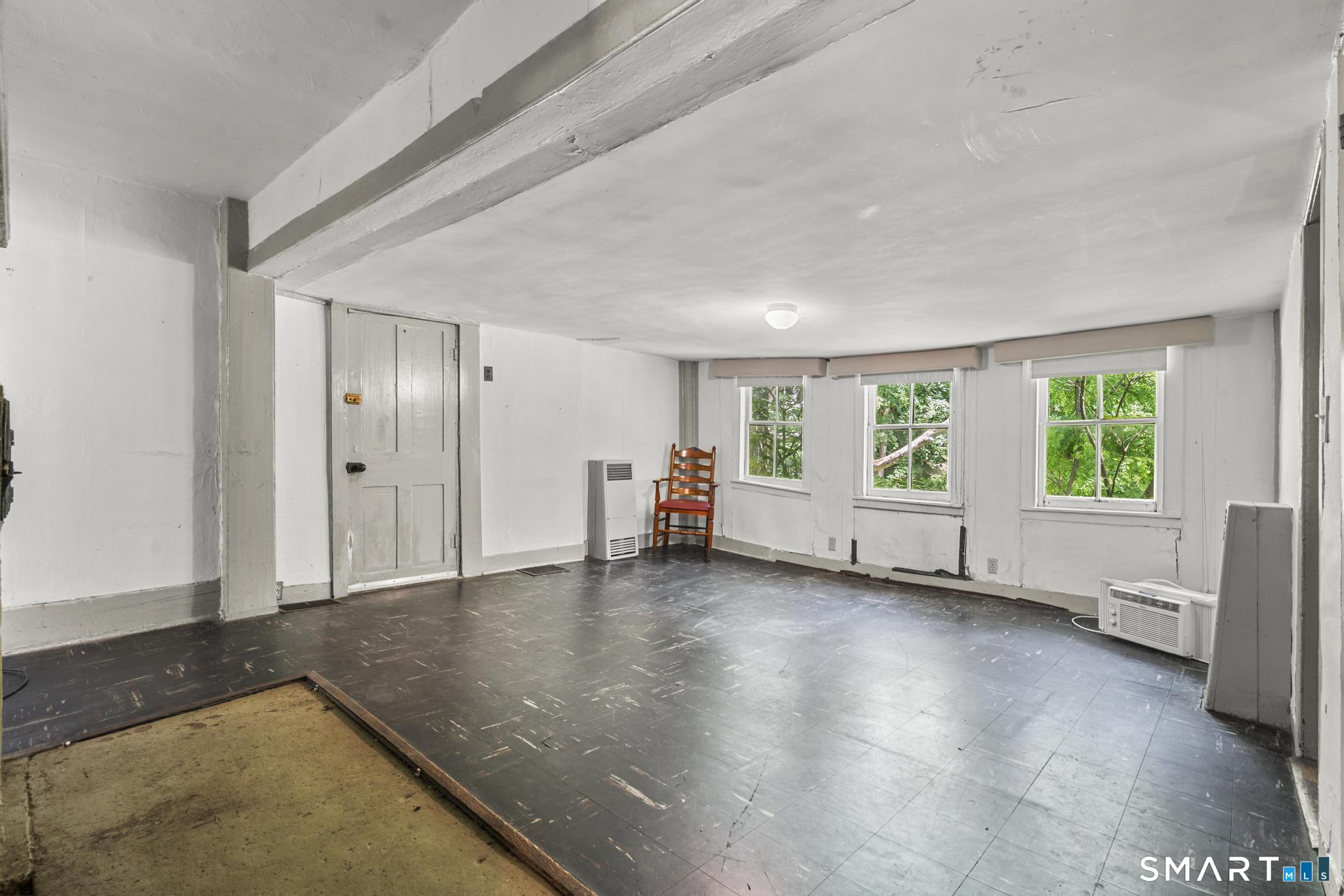 10 North Street Norfolk CT 06058