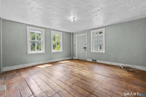 10 North Street Norfolk CT 06058