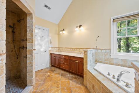 8 Caddy Road Norwalk CT 06851