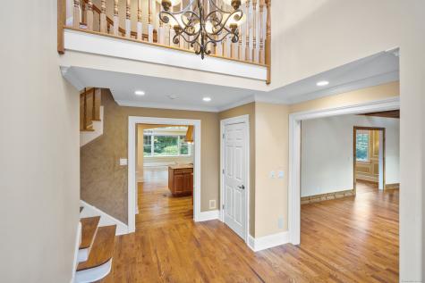 8 Caddy Road Norwalk CT 06851