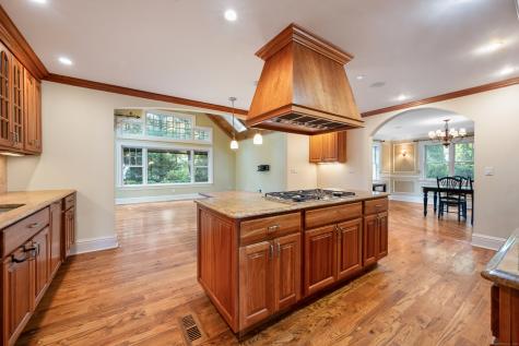 8 Caddy Road Norwalk CT 06851