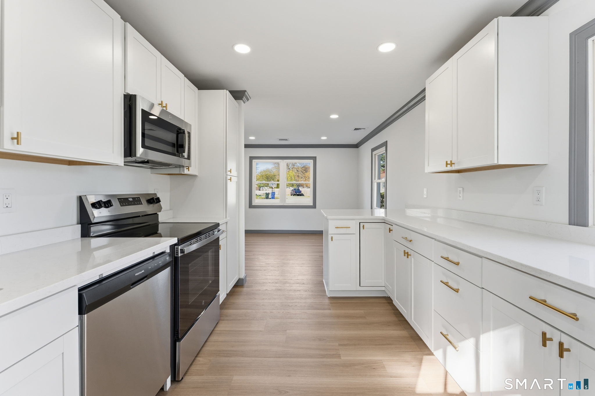 25 Flint Court Groton CT 06340
