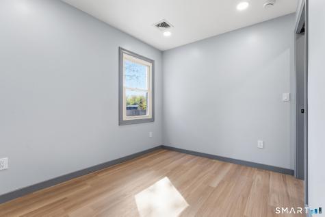 25 Flint Court Groton CT 06340