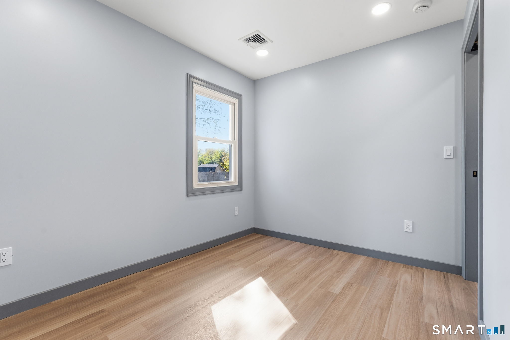 25 Flint Court Groton CT 06340