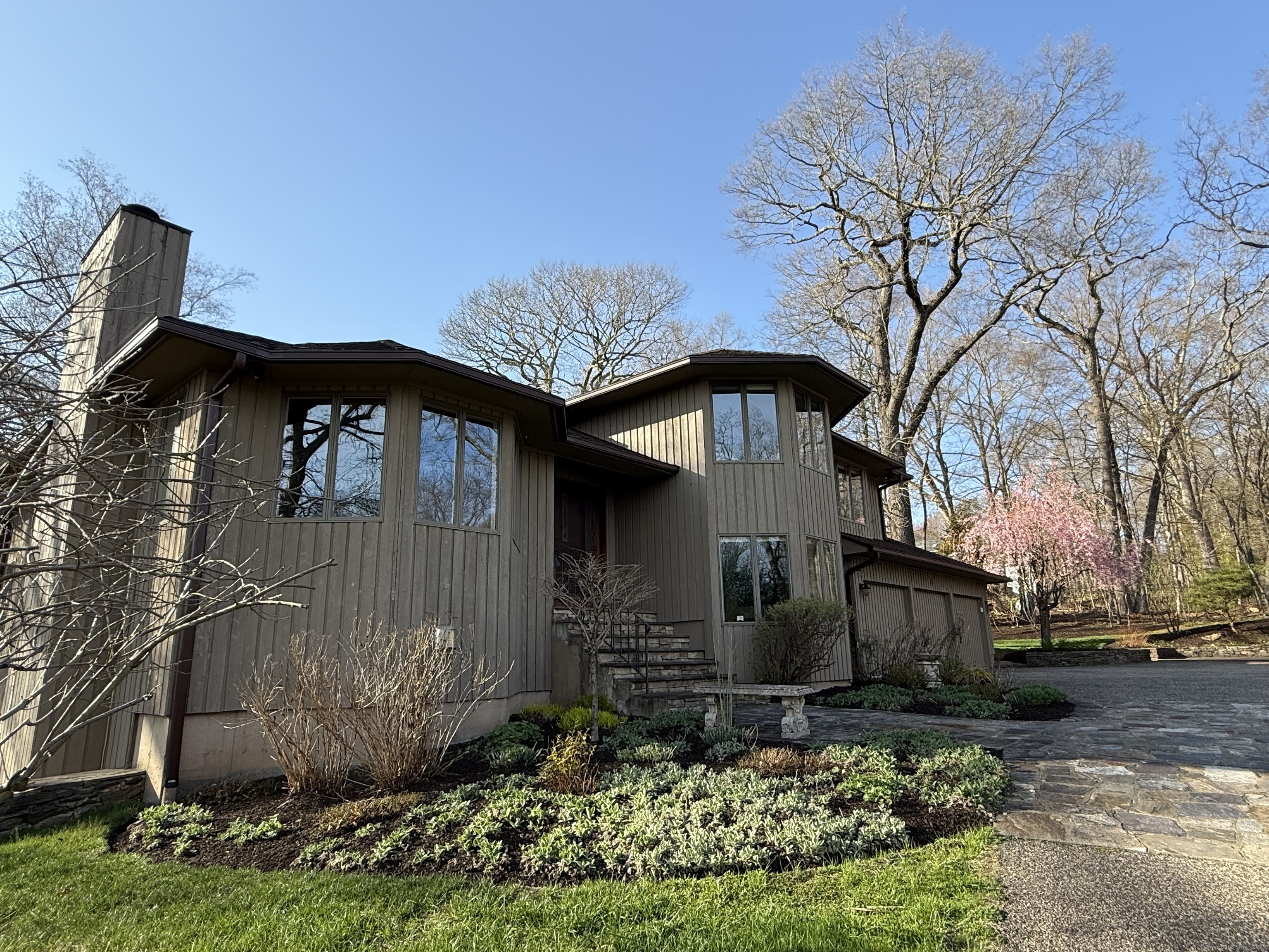 25 Rock Ridge Road Bridgewater CT 06752