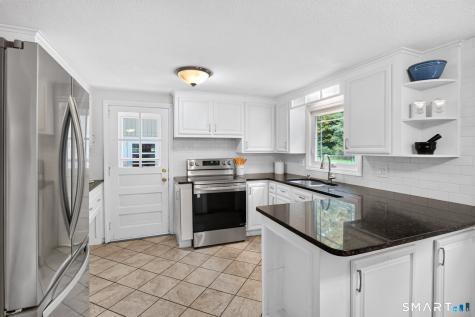 21 Ichabod Road Simsbury CT 06070