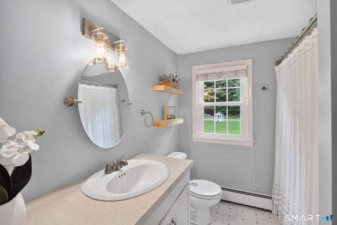 21 Ichabod Road Simsbury CT 06070