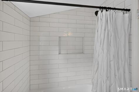 21 Ichabod Road Simsbury CT 06070