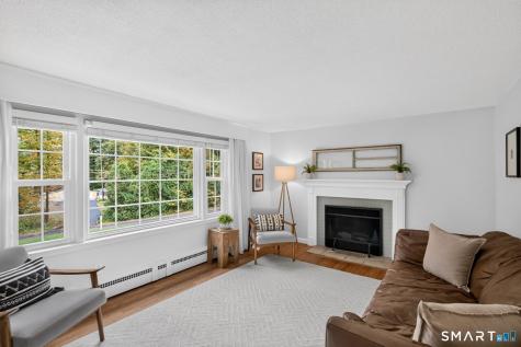 21 Ichabod Road Simsbury CT 06070