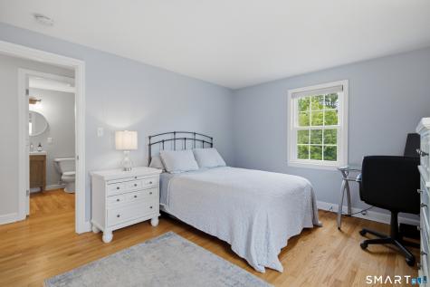 85 Knollwood Road West Hartford CT 06110