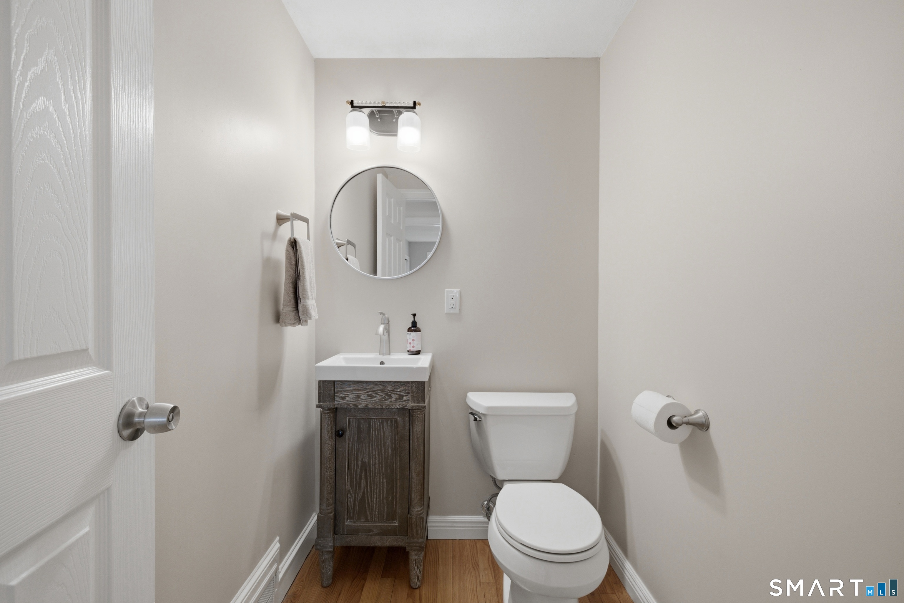 85 Knollwood Road West Hartford CT 06110