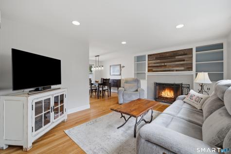 85 Knollwood Road West Hartford CT 06110