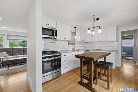 85 Knollwood Road West Hartford CT 06110